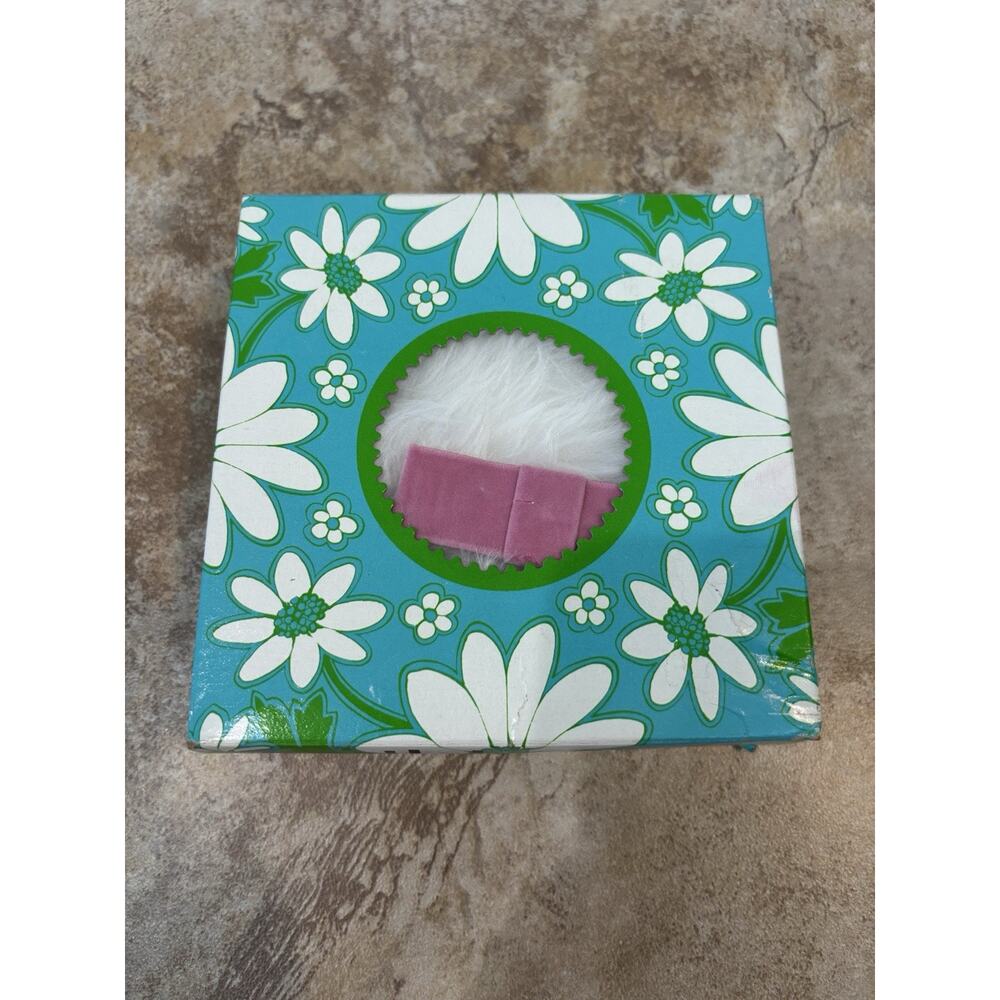 Vintage April In Paris Dusting Powder & Puff Gift‎ Set 5 Oz  Floral Box Unused - Picture 2 of 4